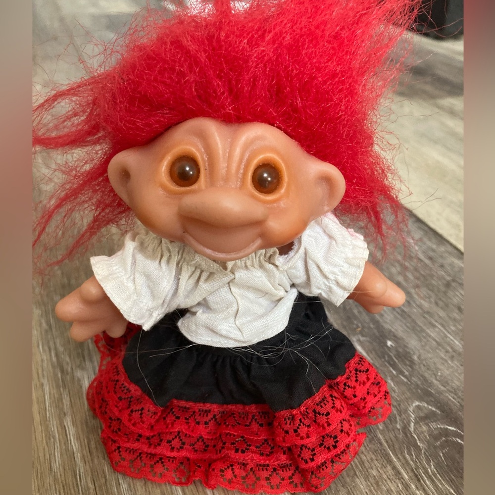 Sale! Vintage dam troll doll